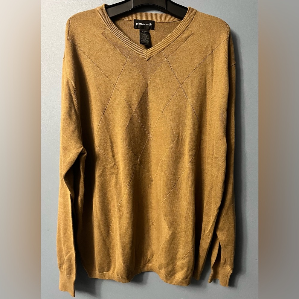 Pierre Cardian Gold Colored V Necked Sweater w/ Geometric Design!